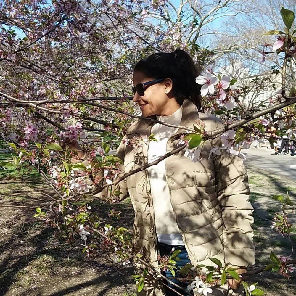 Meet your Posher, Monica